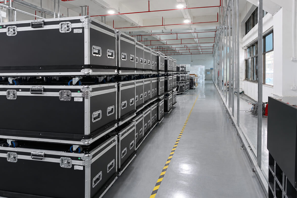 Warehouse & Shipping
